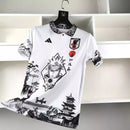 Camisa Seleção do Japão Edição Naruto 2024 - Torcedor Masculino - Branco